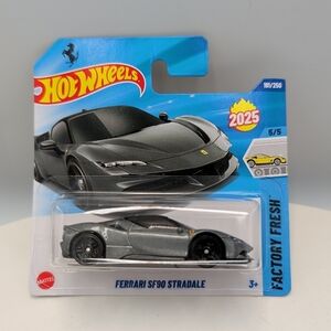 Mattel Hot Wheels Ferrari SF90 Stradale - Gray factory Fresh 191/250 2025